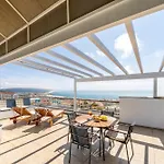 Penthouse Boa Vista - Private Pool & Sea Views
