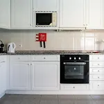 Marinhas Esposende - Moradia V4 Com Piscina Junto A Praia By House And People