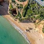 Luxury Apartments With Stunning Sea Views