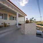 Casa Do Cacto - By Wehost
