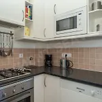 Seaview Apartment H