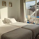 Porto Pim Guest House