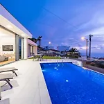 Villa Plumeria