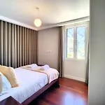 Holiday\'S House \
