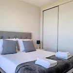 Holiday\'S House \