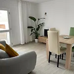 New! Apartment 50 Meters From The Beach