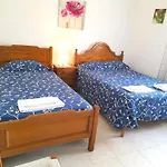 Pacheco\'S Guesthouse