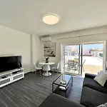 Quarteira Ocean Breeze 1 With Pool By Homing