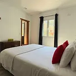 The Modern & Recycled House