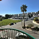 Parede Hill - Guesthouse