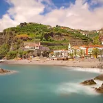 Madalena Beach Tiny House