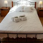 Urban Beach - Casa Amarela