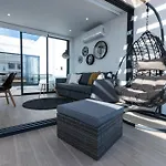 Home At Azores - Oasis House
