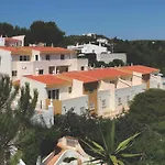 Seaview Apartments