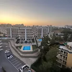 Sunshine Lovers Residence