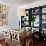 Sea front apartment - Princesa D. Amélia