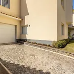 Luxury Villa With Private Heated Pool, Garden And Views Of The Sea And Mountains.
