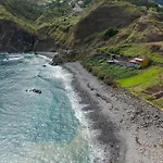 Maiata Beach House By Hr Madeira