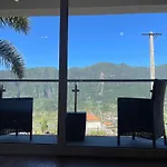 Casa Do Cantinho Do Muro
