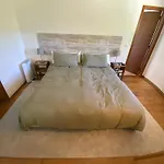 Amazigh Guincho Hostel & Suites