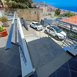 Villa Dos Saltos - Sea View, Parking, Ac & Barbecue