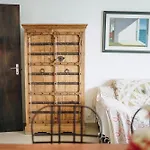 Host Wise - Terrace & Ocean View Flat