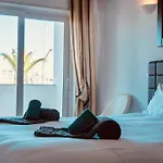 Lagos Marina View Apartment Near Beaches And Shops
