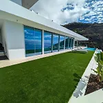 Villa Gia