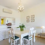 Condominio Encosta Da Orada by Garvetur