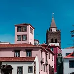 Costa do Sol apartment by HR Madeira