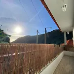 2 Bed Room Apartment , Sea View, 10 Minutes Walk To The Beach