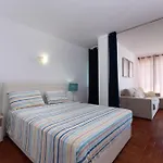Sky19 Ocean View T1