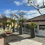 Bonvalot Guest House