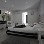 Carvoeiro B&B&SPA