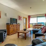 AQ 310 Incrível apartamento de dois quartos com vista para a Marina