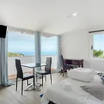 Bungalow House Inmountain