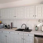 Apartment Sweet Pear With Garage