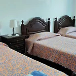 Pacheco\'S Guesthouse