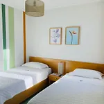 Weaa Hotel