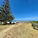 Surfside Sunny Seaview Apartment With Balcony