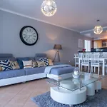 Apartment 7 On Paul Do Mar Beach