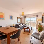 B73 - Luz Sun Holiday Apartment