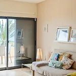 Casa Das Pedras Pretas - By Wehost