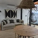 Home At Azores - Oasis House