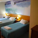 Supertubos Beach Hostel