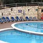 Apartamentos Turísticos Pérola da Rocha II
