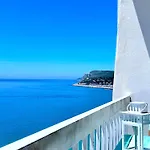 O Som Das Ondas - Vista Soberba De Mar