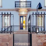 Aktion Beach House