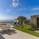 Ourmadeira - Calheta Heights, Modern
