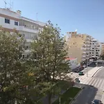 Ideal Holiday Location - Apartment Near Quarteira Beach